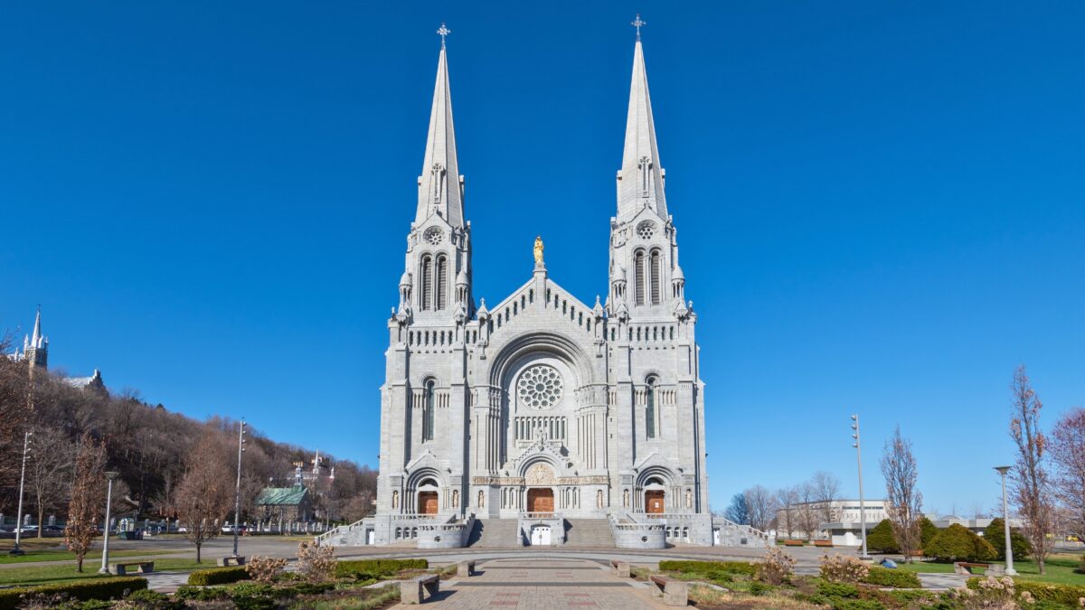 Les beaux dimanches Sainte-Anne-de-Beaupré