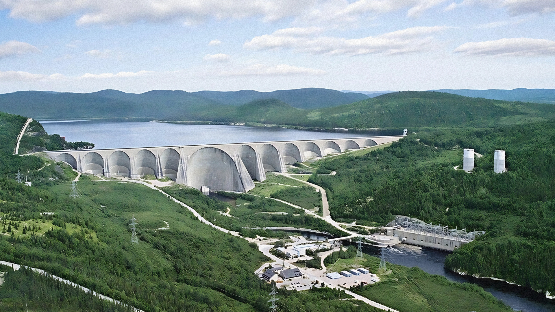 Les grands barrages Manic - Voyages Plein Soleil