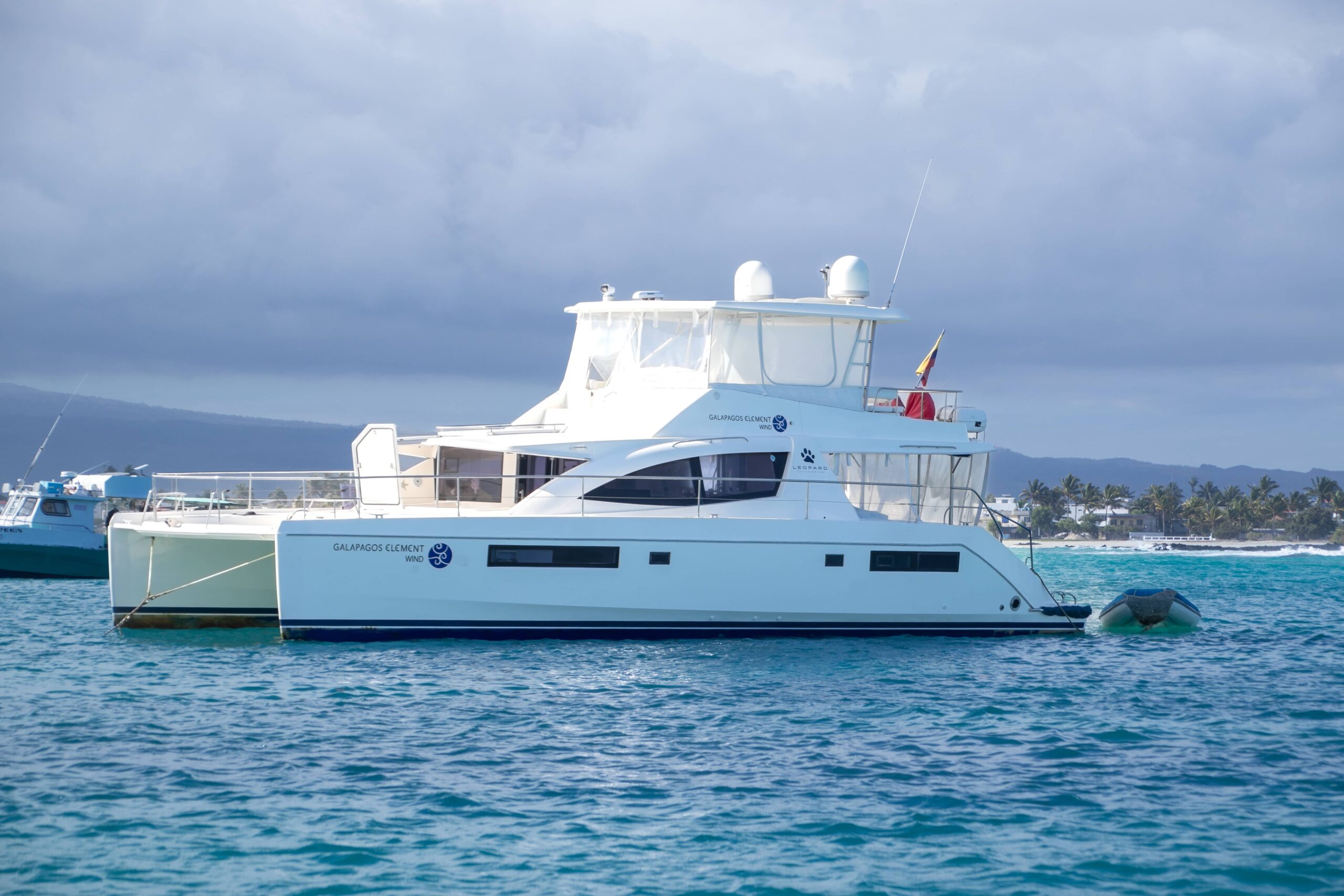 Yacht, Galápagos